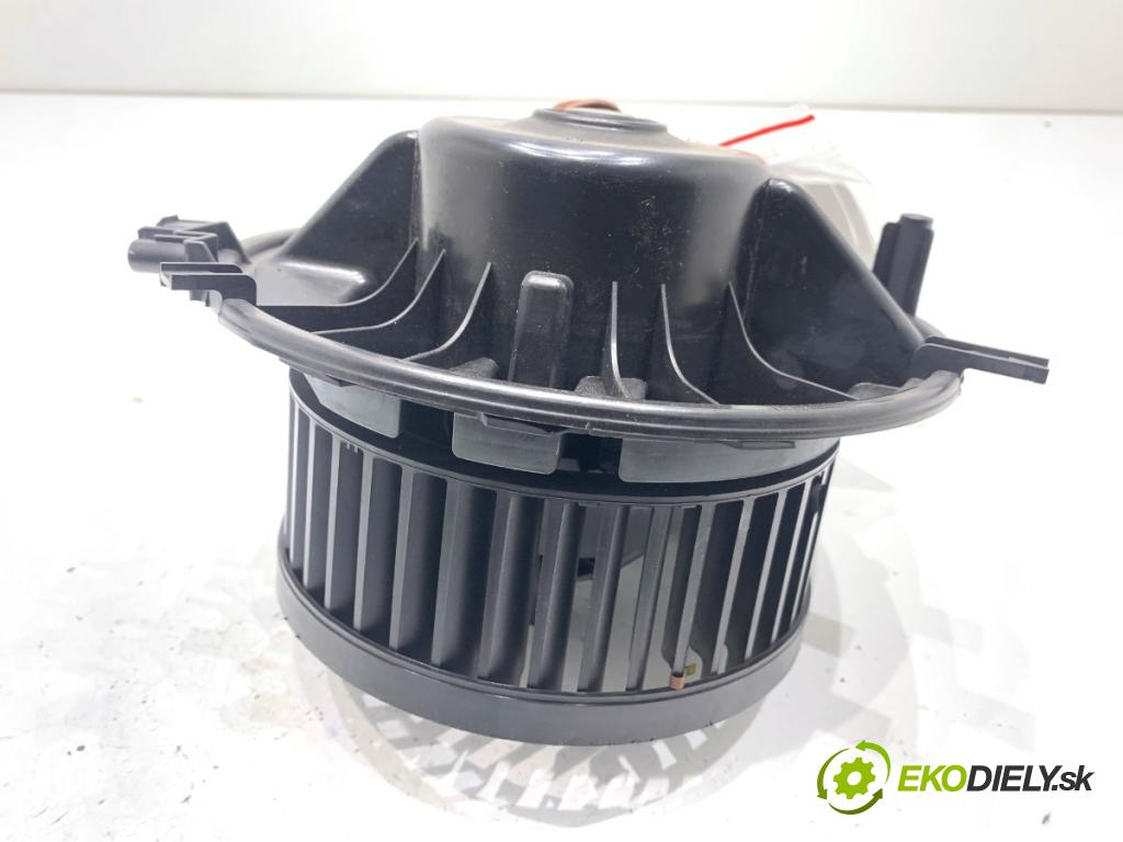 SKODA SUPERB III liftback 2018 110 kW 2.0 TDI 1968 ventilátor kúrenia 5Q0907521E