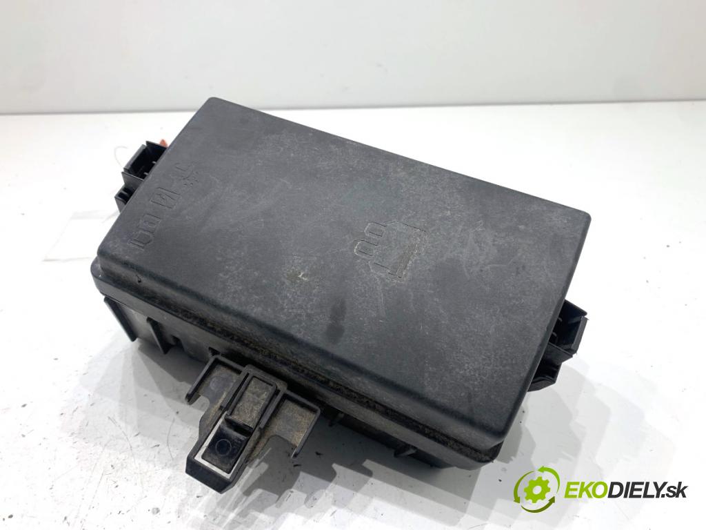 SKODA SUPERB III liftback 2018 110 kW 2.0 TDI 1968 skříňka poistková 5Q0907361D (Pojistková skříňka)