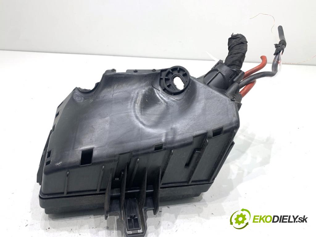 SKODA SUPERB III liftback 2018 110 kW 2.0 TDI 1968 skříňka poistková 5Q0907361D (Pojistková skříňka)