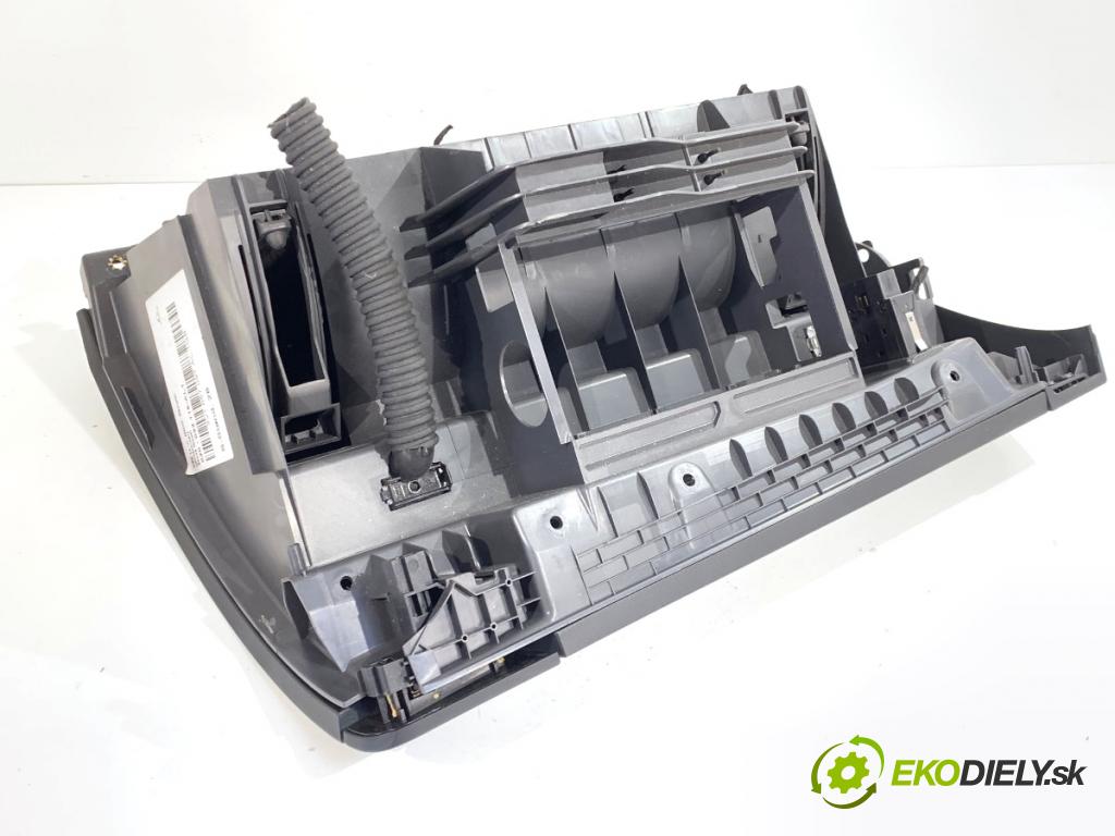 SKODA SUPERB III liftback 2018 110 kW 2.0 TDI 1968 přihrádka kastlík spolujezdce 3V1857097AL (Přihrádka (kastlík))