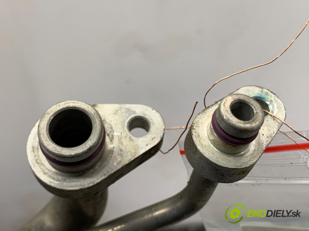 SKODA SUPERB III liftback 2018 110 kW 2.0 TDI 1968 rúrka klimatizace 5Q1816738F (Trubka klimatizace)