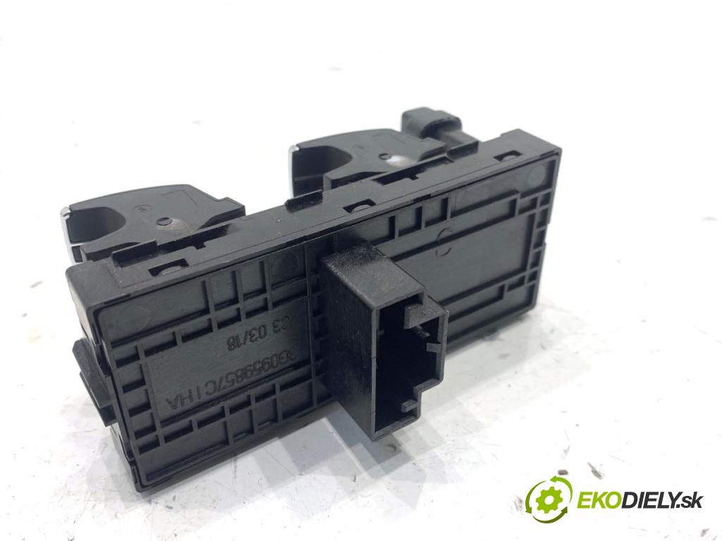 SKODA SUPERB III liftback 2018 110 kW 2.0 TDI 1968 Prepínač okien 3G0959857C (Prepínacie páčky pod volantom)