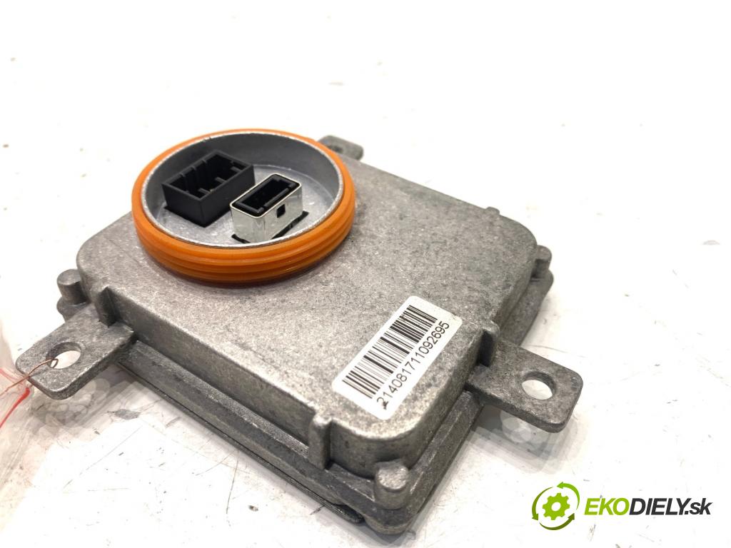 SKODA SUPERB III liftback 2018 110 kW 2.0 TDI 1968 měnič XENON 8K0941597B (Řídící jednotka xenonu)