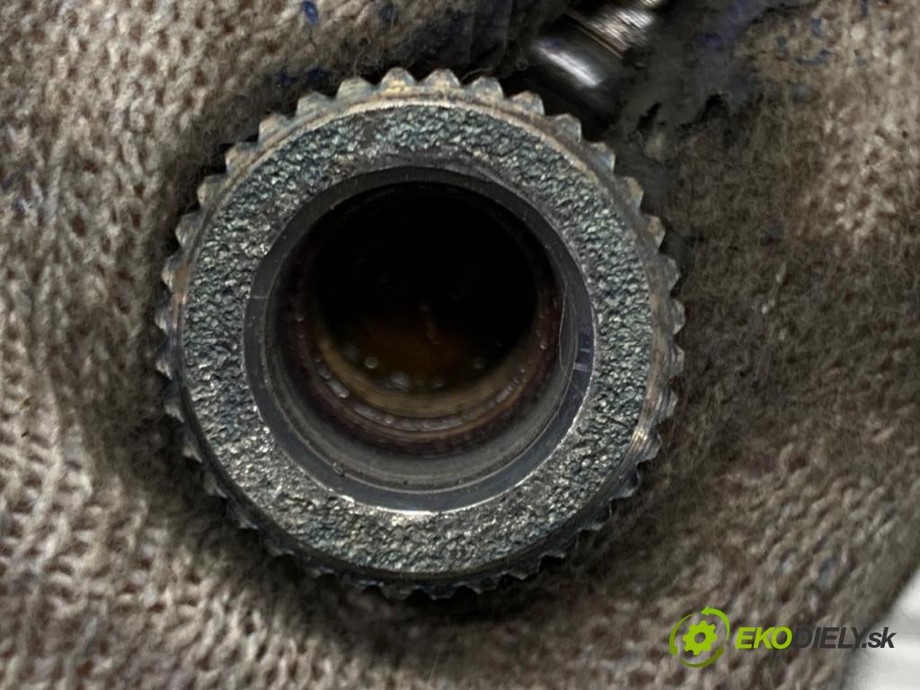 SKODA SUPERB III liftback 2018 110 kW 2.0 TDI 1968 Poloos ľavy predný 3Q0407271AH