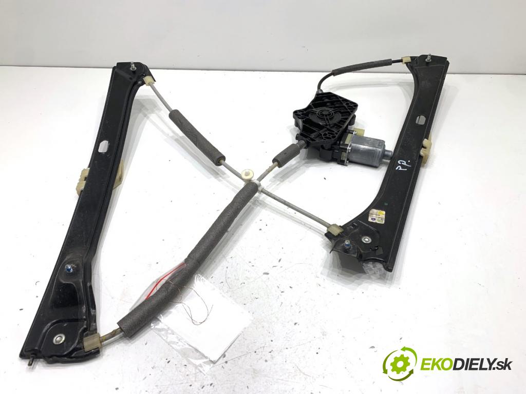 SKODA SUPERB III liftback 2018 110 kW 2.0 TDI 1968 mechanismus okna pravý přední část 5Q0959802B