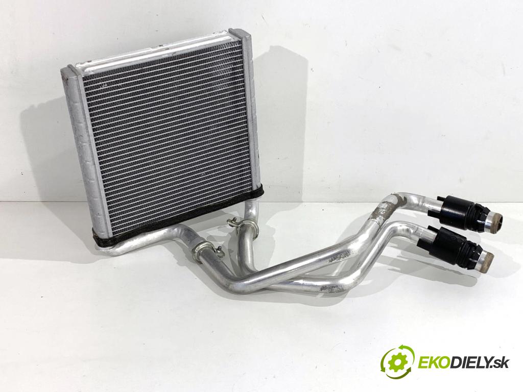 SKODA SUPERB III liftback 2018 110 kW 2.0 TDI 1968 topné těleso radiátor topení 5Q0819031A (Radiátor topení)