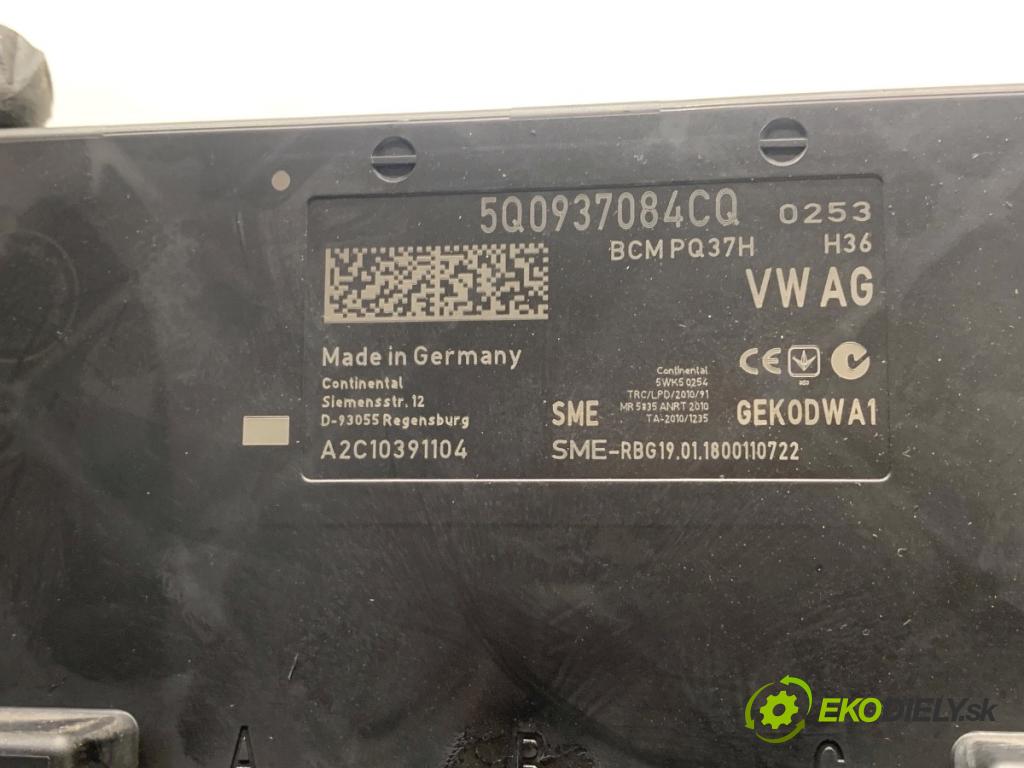 SKODA SUPERB III liftback 2018 110 kW 2.0 TDI 1968 Modul komfortu 5Q0937084CQ (Modul komfortu)