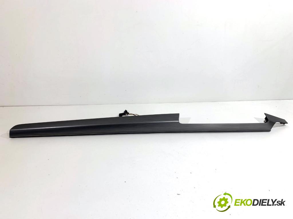 SKODA SUPERB III liftback 2018 110 kW 2.0 TDI 1968 lišty kryt 3V1858418 3V1858415 (Lišta)