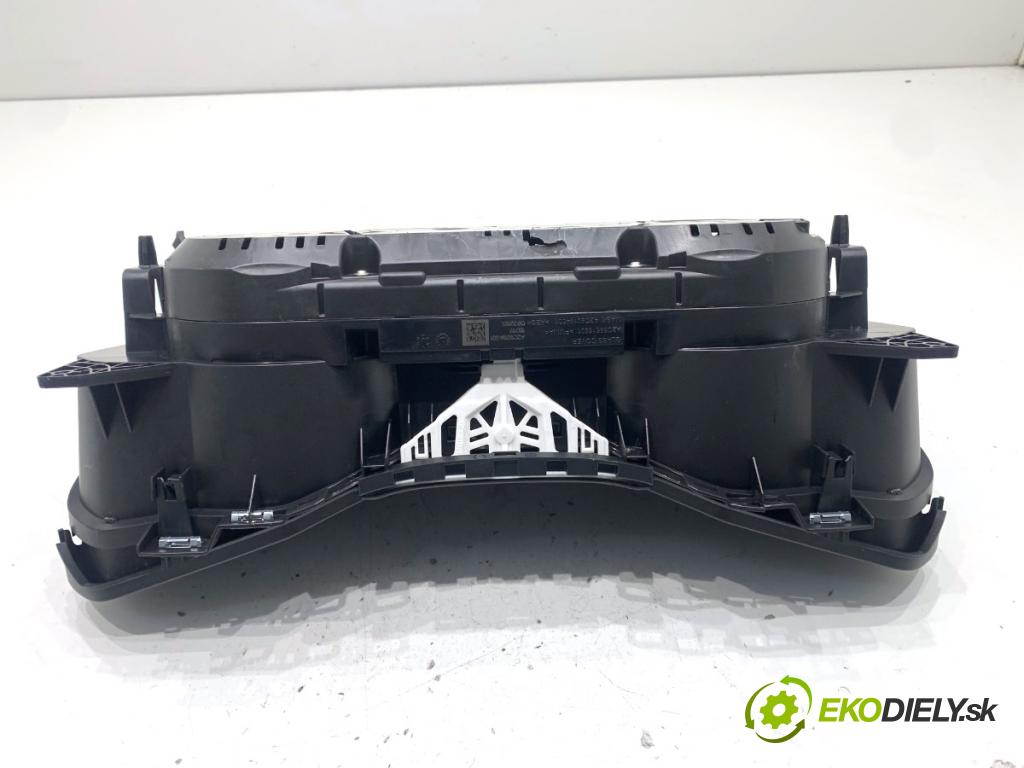 SKODA SUPERB III liftback 2018 110 kW 2.0 TDI 1968 Prístrojovka 3V0920751B (Prístrojová doska)