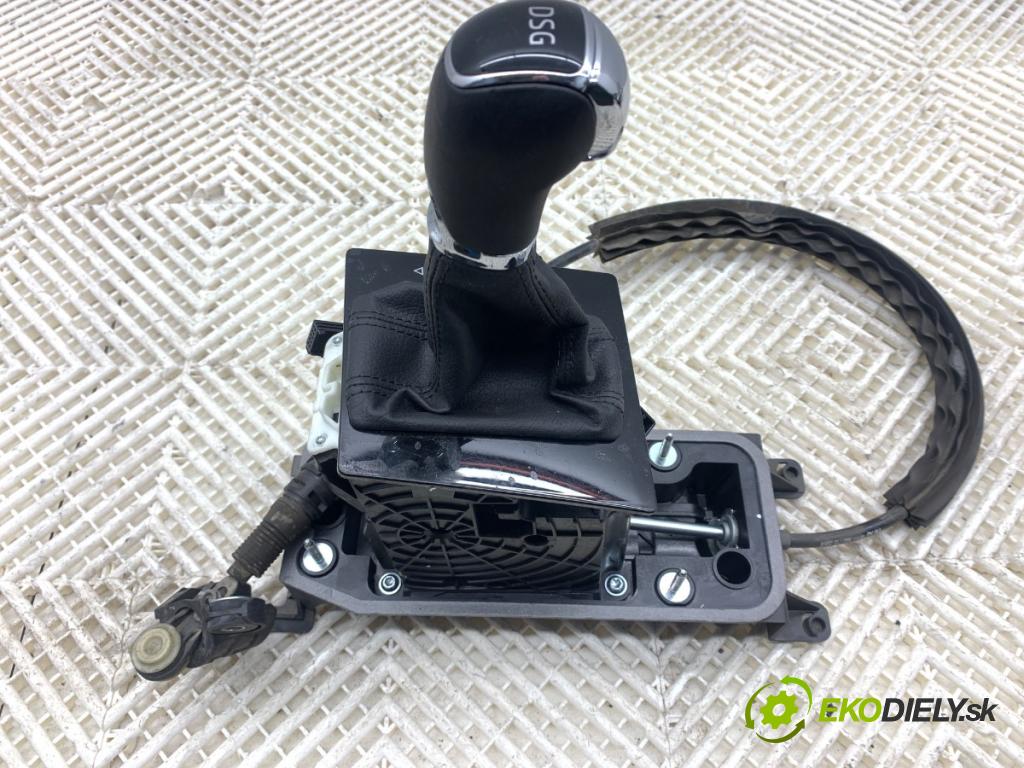 SKODA SUPERB III liftback 2018 110 kW 2.0 TDI 1968 Kulisa 3Q1713023AD (Rýchlostná páka (kulisa))