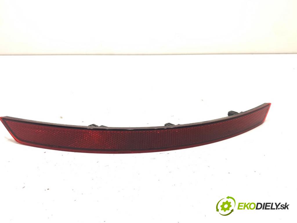 SKODA SUPERB III liftback 2018 110 kW 2.0 TDI 1968 reflexní nárazníka levý zadní část 3V5945105