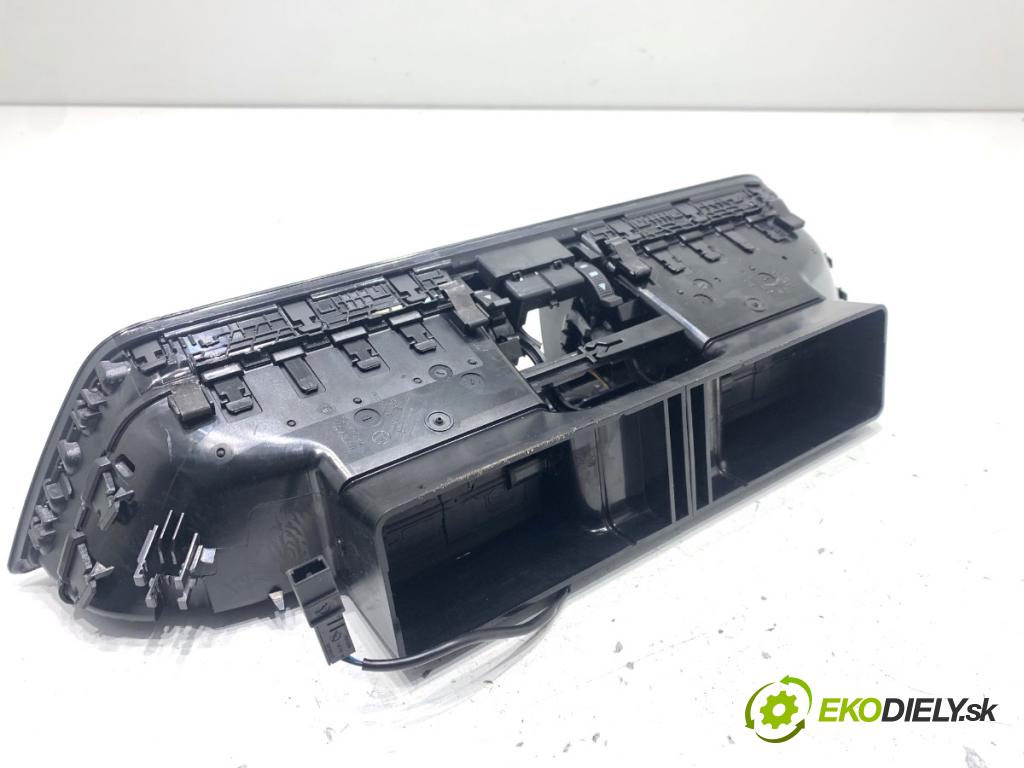 SKODA SUPERB III liftback 2018 110 kW 2.0 TDI 1968 Mriežky kúrenia predný 3V0820951D