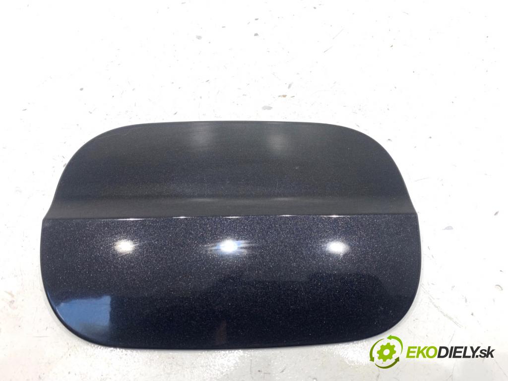 SKODA SUPERB III liftback 2018 110 kW 2.0 TDI 1968 dvířka nádrže paliva 3V5809909 (Klika dveří ostatní)