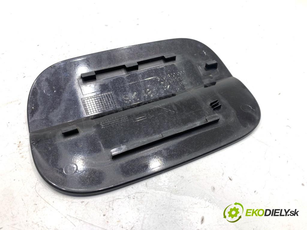 SKODA SUPERB III liftback 2018 110 kW 2.0 TDI 1968 Dvierka nádrže paliva 3V5809909 (Kľučka dverí ostatné)