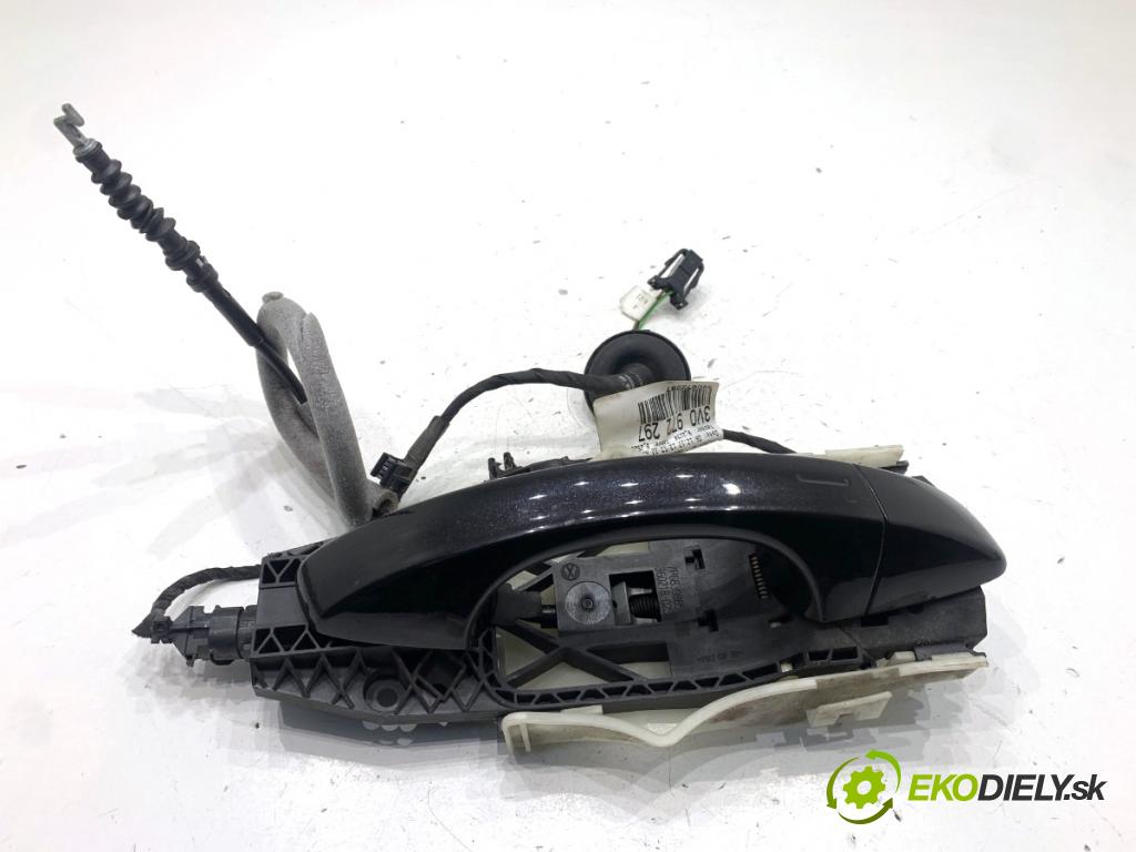 SKODA SUPERB III liftback 2018 110 kW 2.0 TDI 1968 Kľučka vonkajšia pravy predný 7P6839885