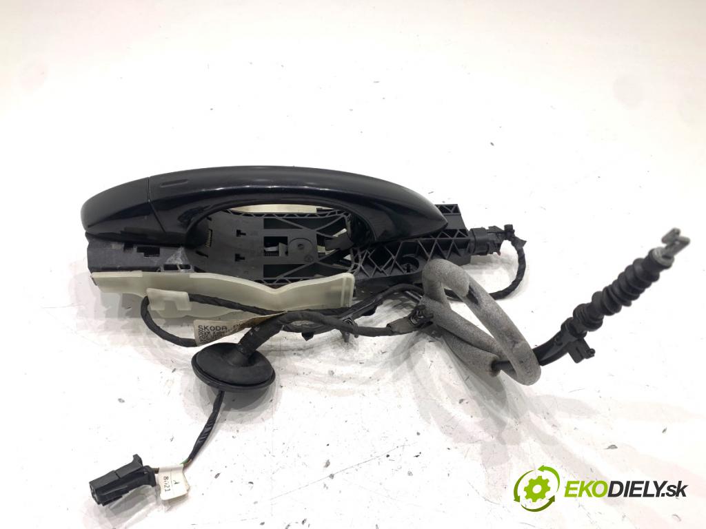 SKODA SUPERB III liftback 2018 110 kW 2.0 TDI 1968 Kľučka vonkajšia pravy predný 7P6839885