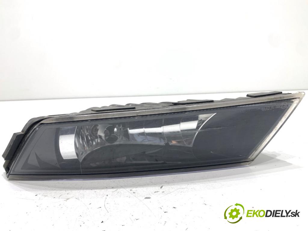 SKODA SUPERB III liftback 2018 110 kW 2.0 TDI 1968 Hmlové svetlo, hmlovka pravy predný 3V0941700