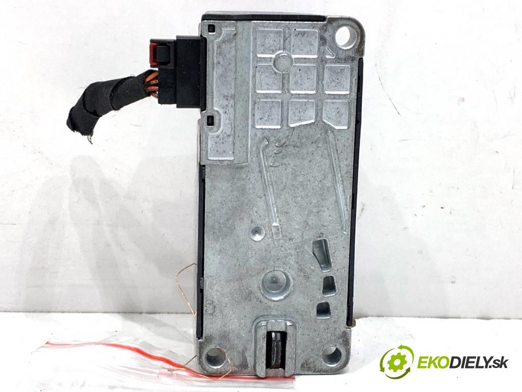 SKODA SUPERB III liftback 2018 110 kW 2.0 TDI 1968 blokáda volantu 3Q0905861B (Řízení ostatní)