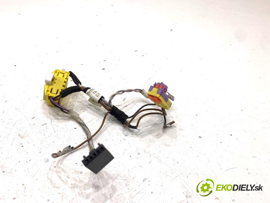 SKODA SUPERB III liftback 2018 110 kW 2.0 TDI 1968 káblovačka silenbloku airbag 3V0971584A