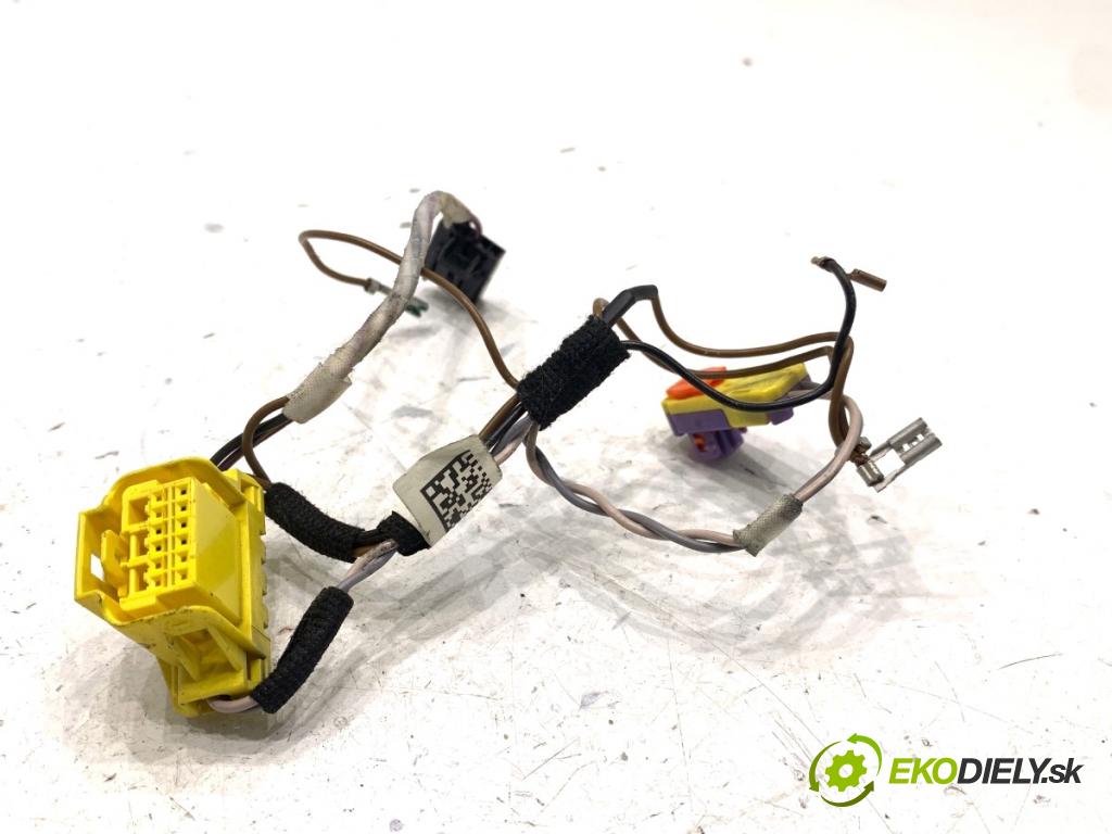 SKODA SUPERB III liftback 2018 110 kW 2.0 TDI 1968 Káblovačka silentbloku airbag 3V0971584A