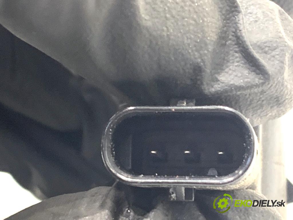 SKODA SUPERB III liftback 2018 110 kW 2.0 TDI 1968 Snímač PDC 5Q0919275B