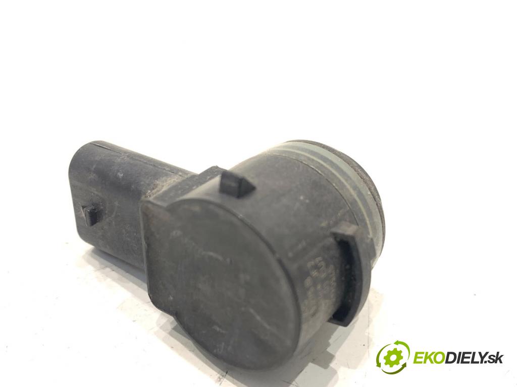 SKODA SUPERB III liftback 2018 110 kW 2.0 TDI 1968 Snímač PDC 5Q0919275B