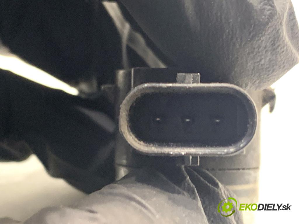 SKODA SUPERB III liftback 2018 110 kW 2.0 TDI 1968 Snímač PDC 5Q0919275B