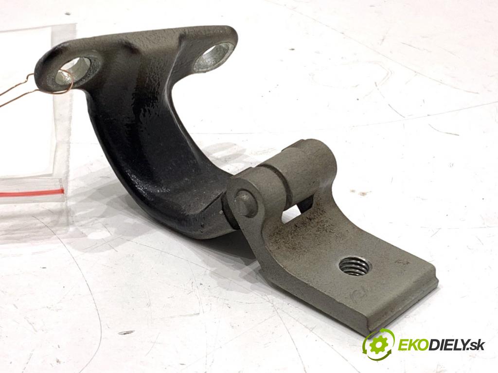 SKODA SUPERB III liftback 2018 110 kW 2.0 TDI 1968 Záves dverí ľavy zad