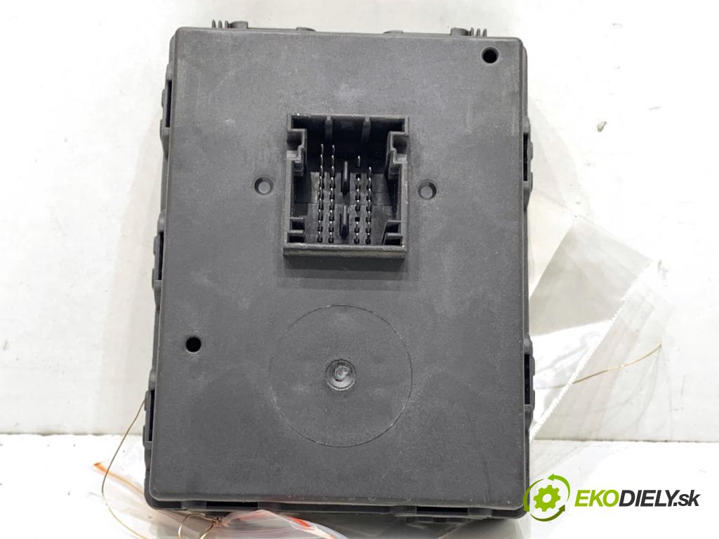 SKODA SUPERB III liftback 2018 110 kW 2.0 TDI 1968 Modul KEYLESS 3Q0959435G