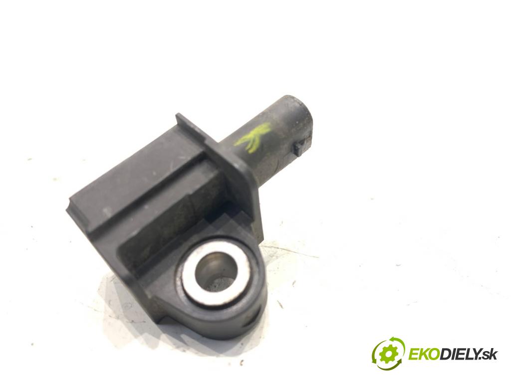 SKODA SUPERB III liftback 2018 110 kW 2.0 TDI 1968 Snímač nárazu 5Q0959651B (Snímač nárazu)