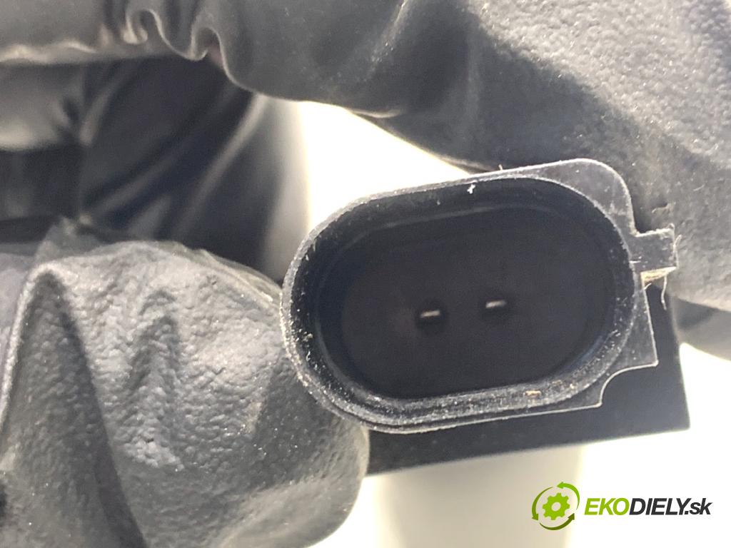 SKODA SUPERB III liftback 2018 110 kW 2.0 TDI 1968 ANTENA KESSY 5Q0962131