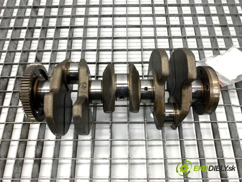 PEUGEOT 308 SW II Kombi 2016 81 kW 1.2 THP 110 1199 kardaň hřídel KORBOVÝ: HNZ (Blok motoru ostatní)