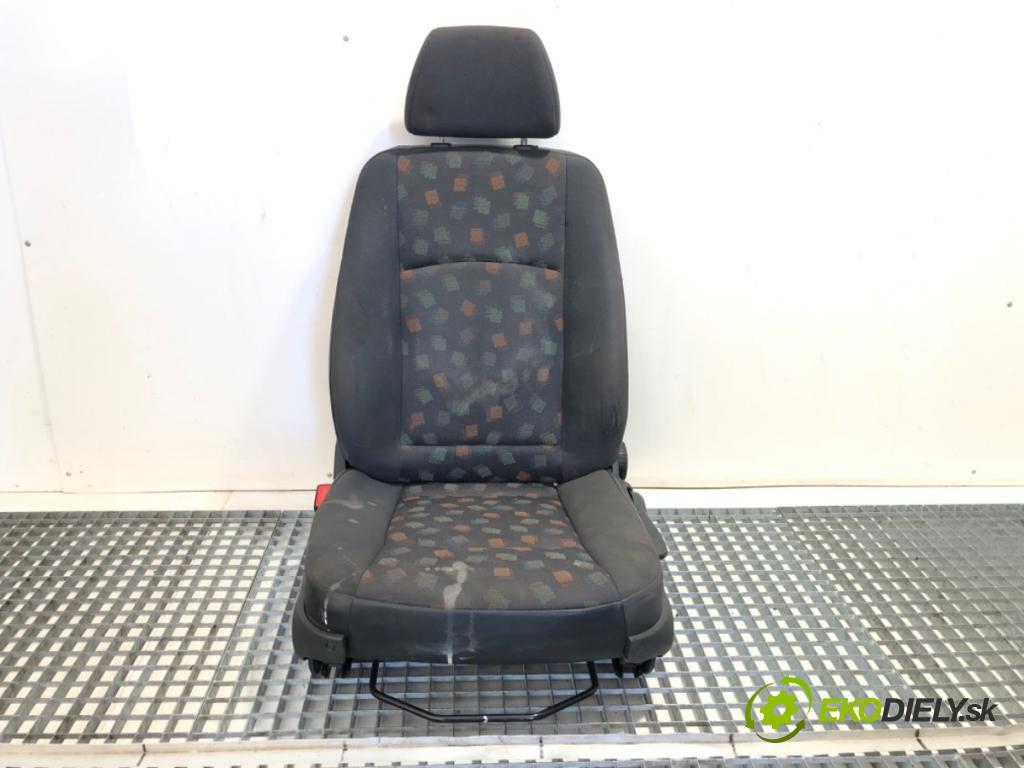 MERCEDES-BENZ W639 Skrzynia 2008 70 kW 109 CDI (639.601, 639.603, 639.605) 2148 Sedadlo ľavy predný 