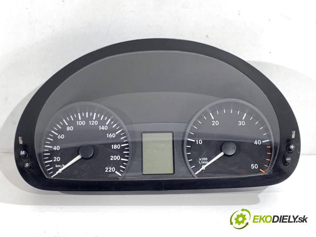 MERCEDES-BENZ W639 Skrzynia 2008 70 kW 109 CDI (639.601, 639.603, 639.605) 2148 prístrojovka A6394464321 (Přístrojová deska)