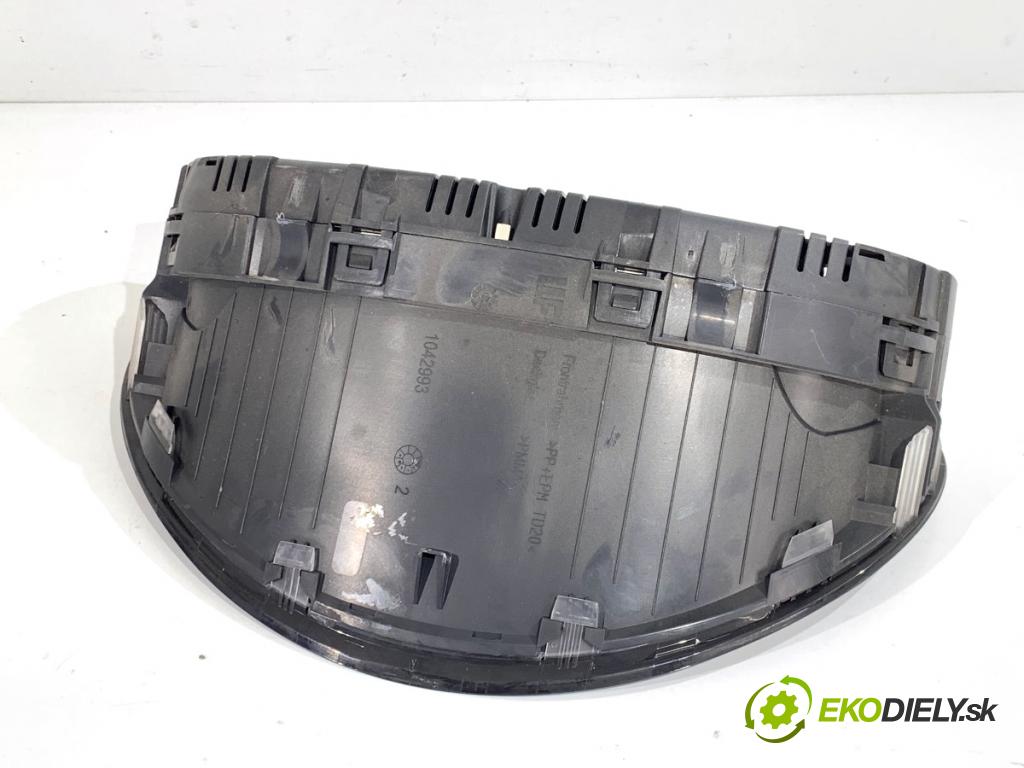 MERCEDES-BENZ W639 Skrzynia 2008 70 kW 109 CDI (639.601, 639.603, 639.605) 2148 prístrojovka A6394464321 (Přístrojová deska)