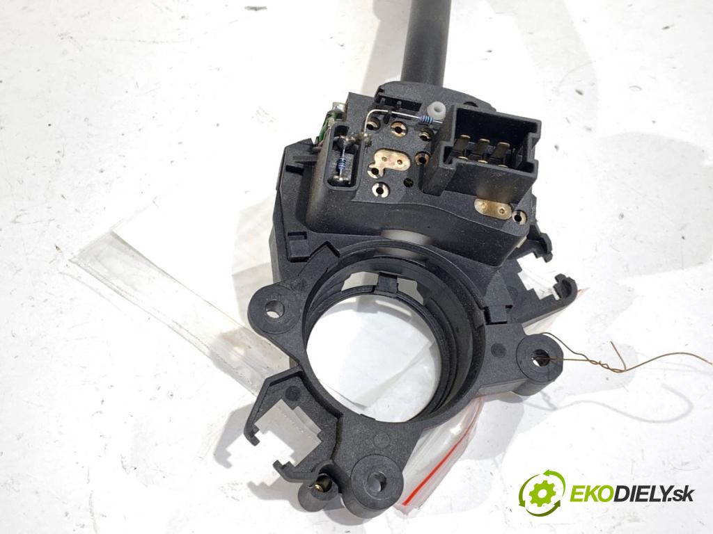 MERCEDES-BENZ W639 Skrzynia 2008 70 kW 109 CDI (639.601, 639.603, 639.605) 2148 přepínač kombinovaný A6395450124 (Páčky pod volantem)