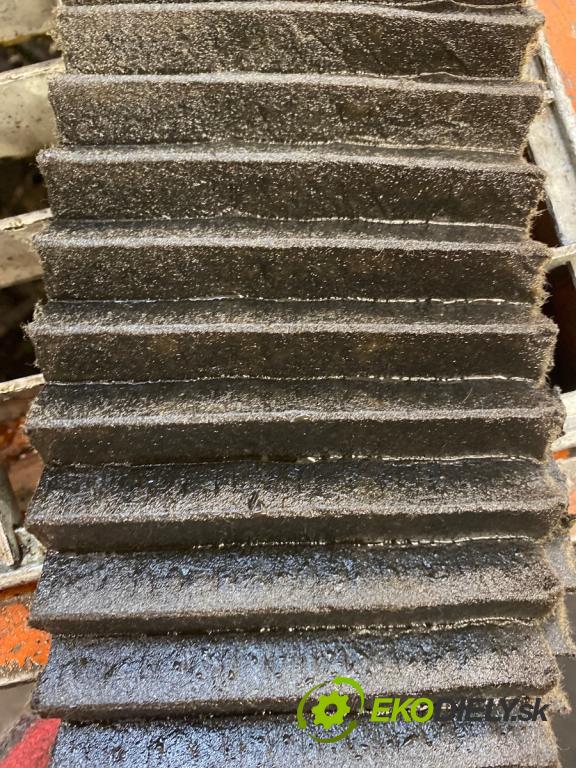 VW GOLF VII Kombi 2015 110 kW 2.0 TDI 1968 motor CRL (Motor)