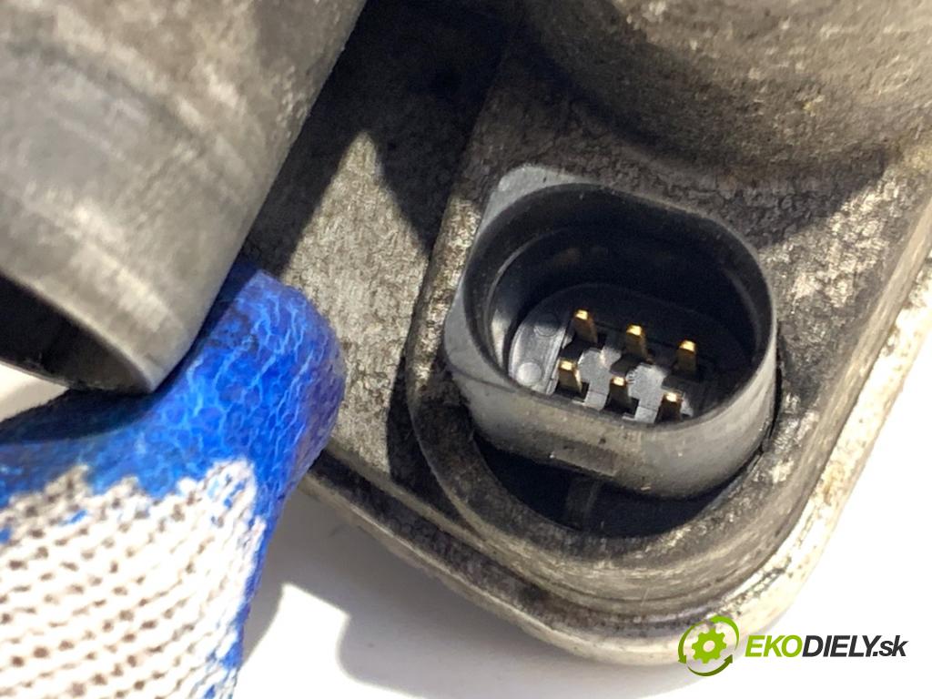 VW TOURAN nadwozie wielkoprzestrzenne (MPV) 2003 85 kW 1.6 FSI 1598 škrtíci klapka 036133062Q (Škrticí klapka)