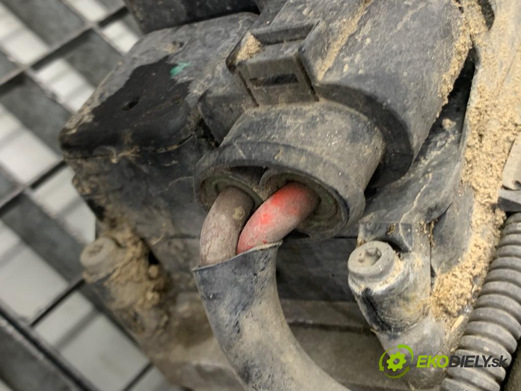 VW TOURAN nadwozie wielkoprzestrzenne (MPV) 2003 85 kW 1.6 FSI 1598 řízení volantu řízení 7805501209