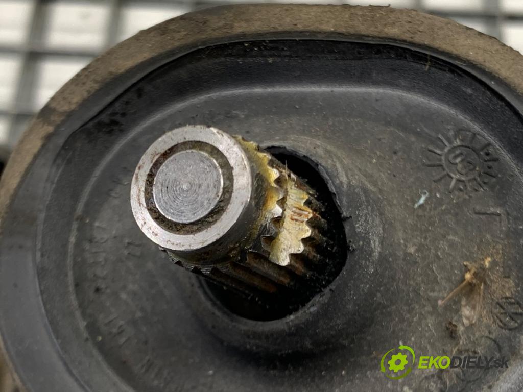 VW TOURAN nadwozie wielkoprzestrzenne (MPV) 2003 85 kW 1.6 FSI 1598 řízení volantu řízení 7805501209