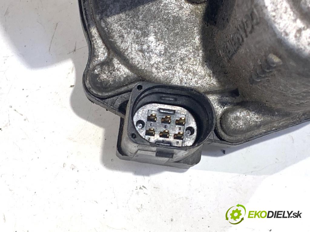 SKODA FABIA II liftback 2007 63 kW 1.4 LPG 1390 Škrtiaca klapka 03C133062C (Škrtiaca klapka)