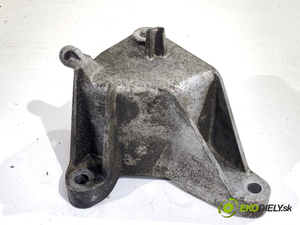 OPEL ZAFIRA C nadwozie wielkoprzestrzenne (MPV) 2014 100 kW 1.6 CDTI (75) 1598 Držiak prevodovky 13248665