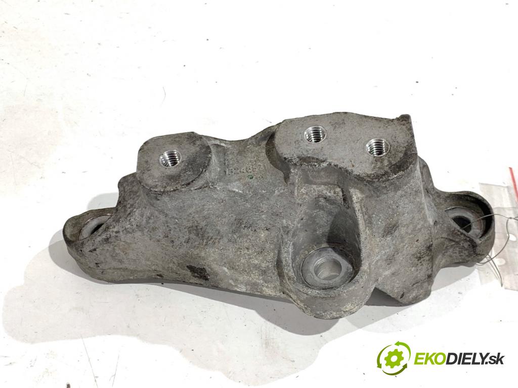 OPEL ZAFIRA C nadwozie wielkoprzestrzenne (MPV) 2014 100 kW 1.6 CDTI (75) 1598 Držiak prevodovky 13248571