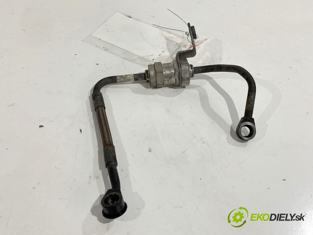 OPEL ZAFIRA C nadwozie wielkoprzestrzenne (MPV) 2014 100 kW 1.6 CDTI (75) 1598 rúrka turba  (Hadice turbodmychadla)