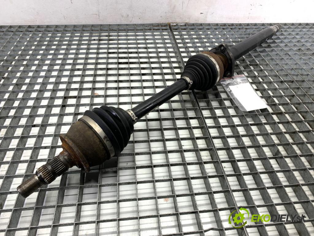 OPEL ZAFIRA C nadwozie wielkoprzestrzenne (MPV) 2014 100 kW 1.6 CDTI (75) 1598 poloos pravý přední část 13348259