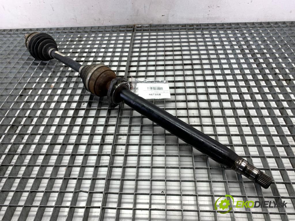 OPEL ZAFIRA C nadwozie wielkoprzestrzenne (MPV) 2014 100 kW 1.6 CDTI (75) 1598 poloos pravý přední část 13348259