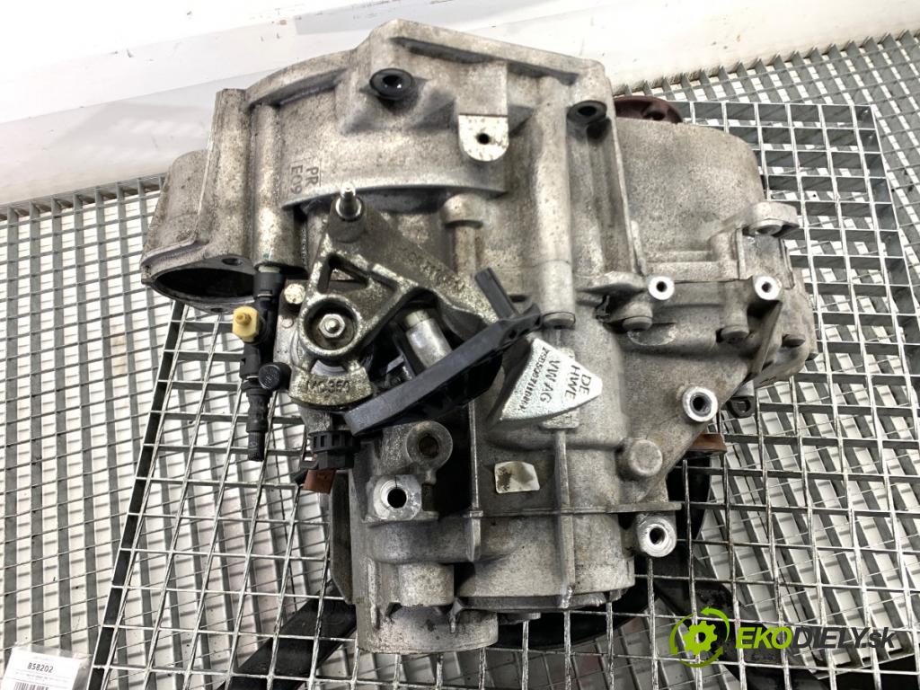 VW GOLF VII Kombi 2015 110 kW 2.0 TDI 1968 převodovka PGT (Převodovka)