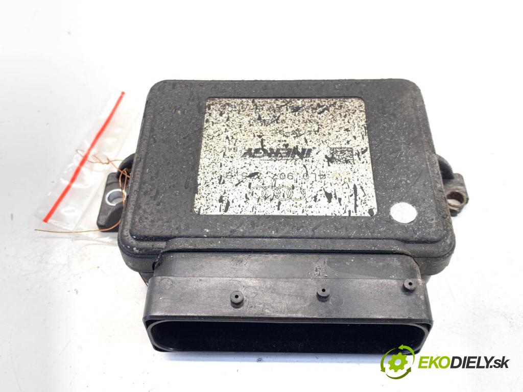 AUDI Q5 8R SUV 2011 125 kW 2.0 TDI quattro 1968 Modul SCR: 4L0907355B