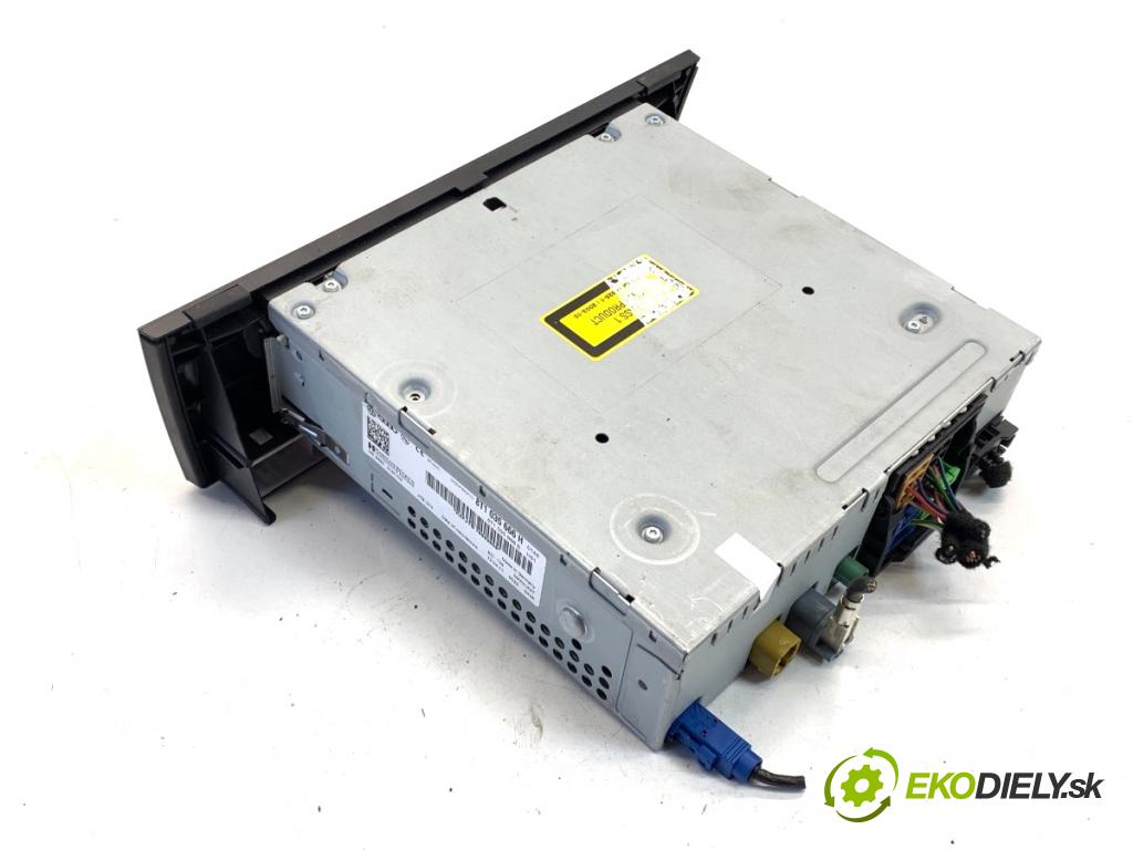 AUDI Q5 8R SUV 2011 125 kW 2.0 TDI quattro 1968 Menič CD 8T1035666H (CD menič)