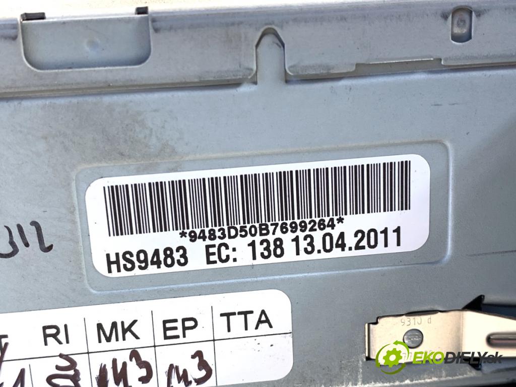 AUDI Q5 8R SUV 2011 125 kW 2.0 TDI quattro 1968 Menič CD 8T1035666H (CD menič)